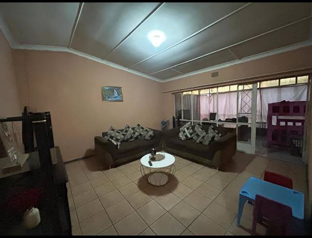 7 BEDROOM HOUSE FOR SALE IN TEDSTONEVILLE